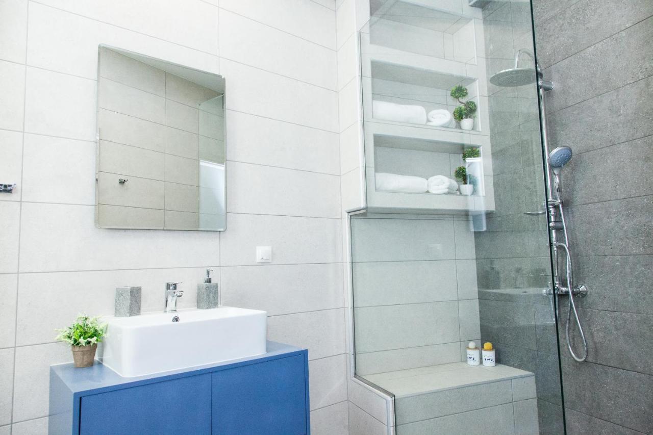 A Spacious Brand New Studio Ideal For 2 A Διαμέρισμα Αθήνα Εξωτερικό φωτογραφία